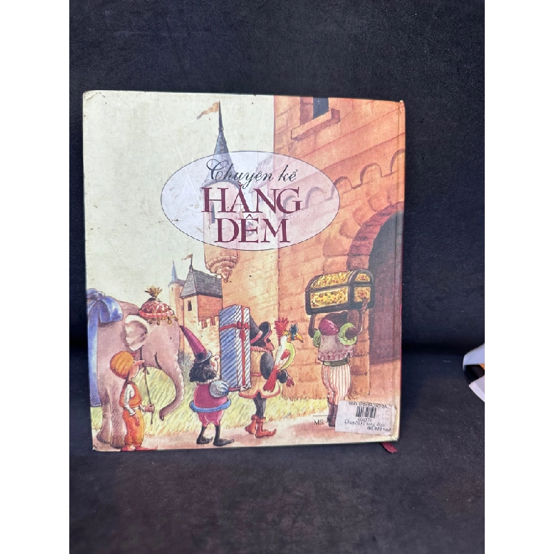 Chuyện Kể Hằng Đêm, Donal Bisset, Mới 60% (Ố Vàng, Rách Trang Cuối Mục Lục), 2004 SBM2407 450543