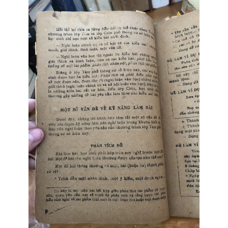 Văn lớp tám 1040261
