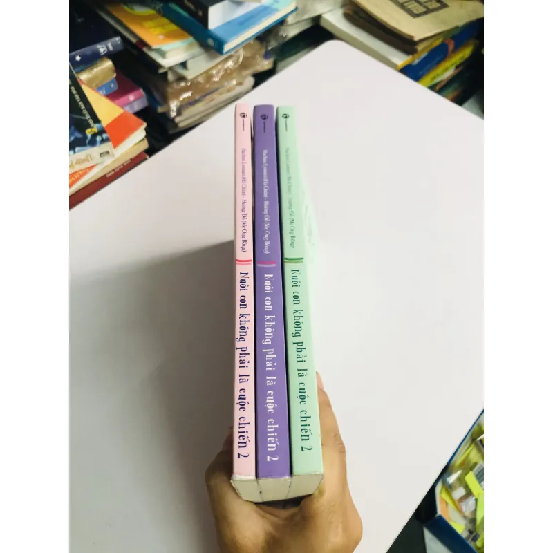 BỘ 3 CUỐN “NUÔI CON KHÔNG PHẢI LÀ CUỘC CHIẾN” 👶💛 756220