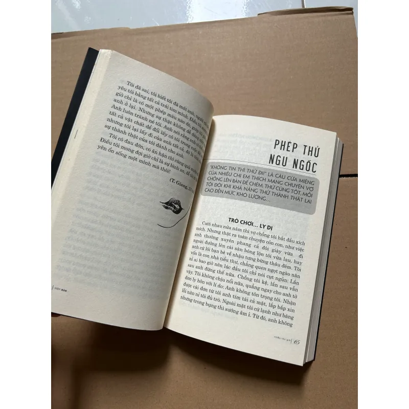 Hộp đen 18+ 800183