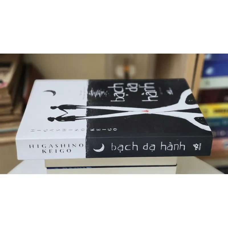 Tiểu thuyết trinh thám Nhật: BẠCH DẠ HÀNH (Higashino Keigo) 746756