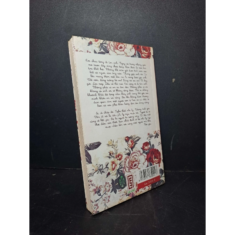 Tình yêu là không ai muốn bỏ đi - Phan Ý Yên 2014 mới 80% VĂN HỌC HCM2012-21 737427