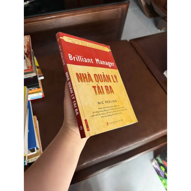 NHÀ QUẢN LÝ TÀI BA – BRILLIANT MANAGER (Nic Peeling) - K4 1024848