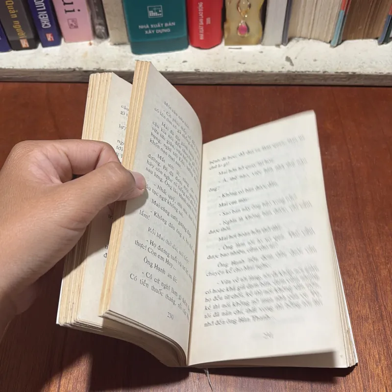 II Tiểu Thuyết: Nửa Chừng Xuân - Khái Hưng - 1998 789360