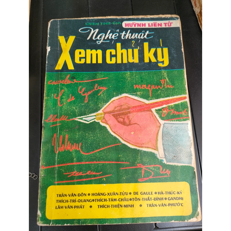 NGHỆ THUẬT XEM CHỬ KÝ
- Tác giả: Huỳnh Liên Tử 278618