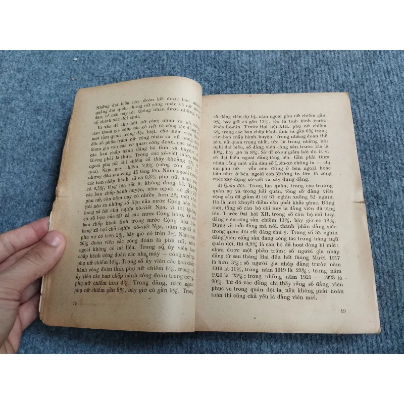 BÁO CÁO VỀ XÂY DỰNG CHỦ NGHĨA XÃ HỘI TẬP I 688734