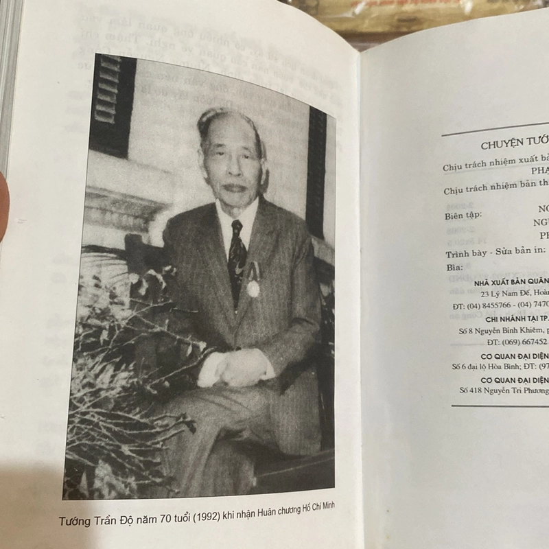 CHUYỆN TƯỚNG ĐỘ (XB 2008) 522692