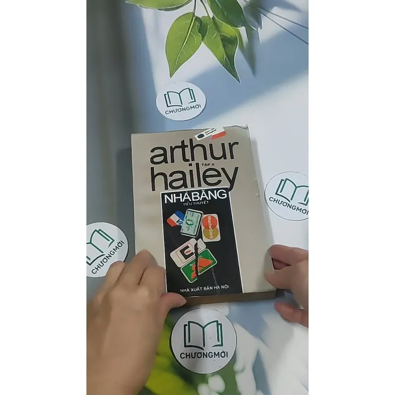 Nhà băng tập 2 - Arthur Hailey 695001