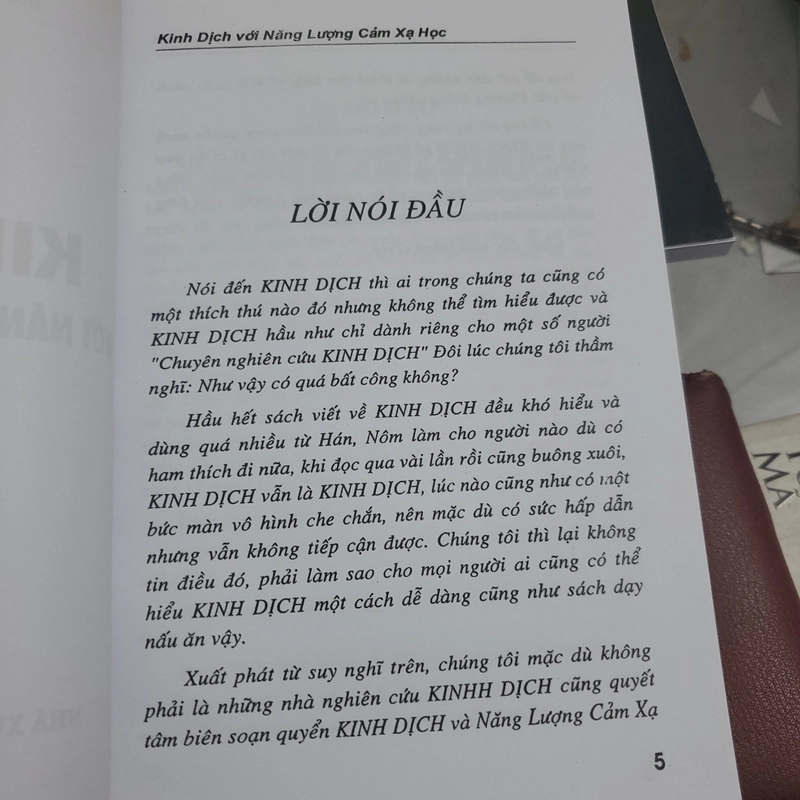 kinh dịch với năng lượng cảm xạ học  370526