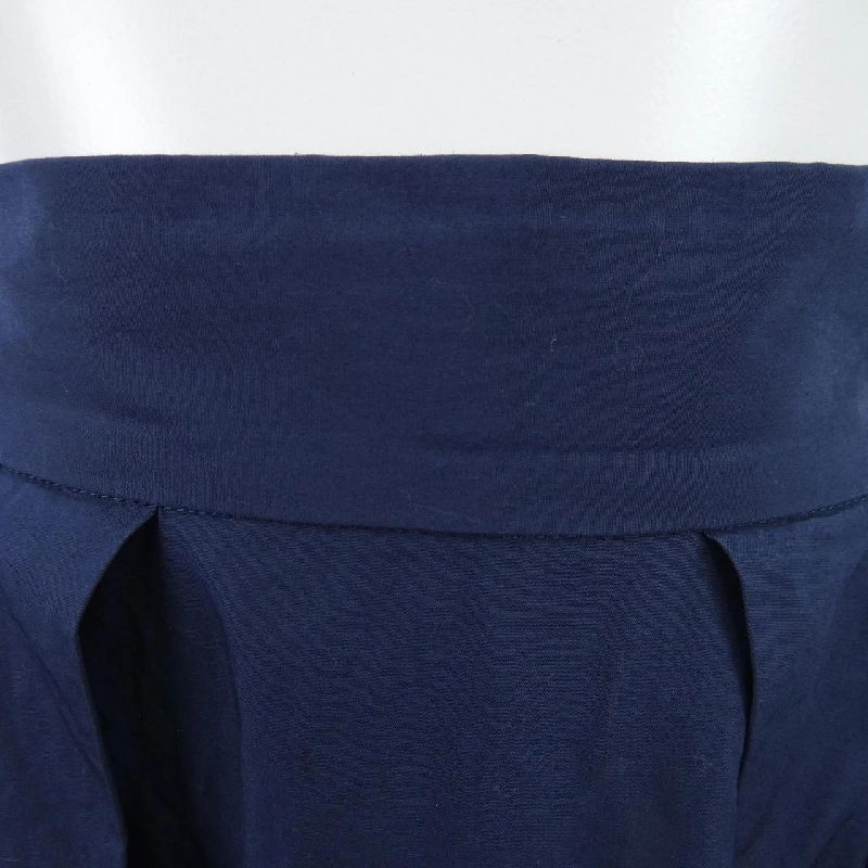 Màu xanh Madison Blue - Váy hàng hiệu Authentic 820230