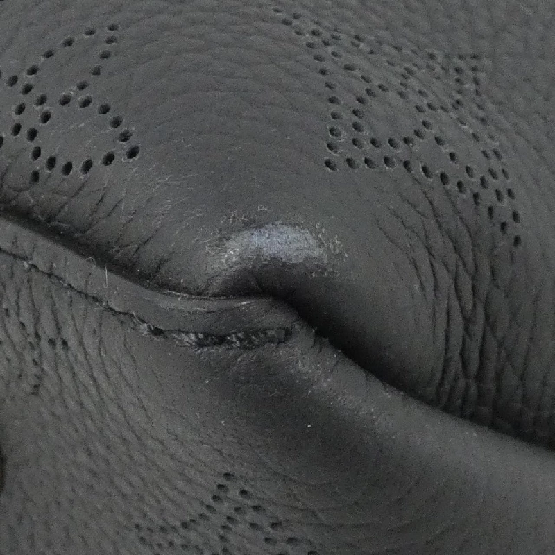 Túi xách Louis Vuitton Mahina Bella M59200 611141