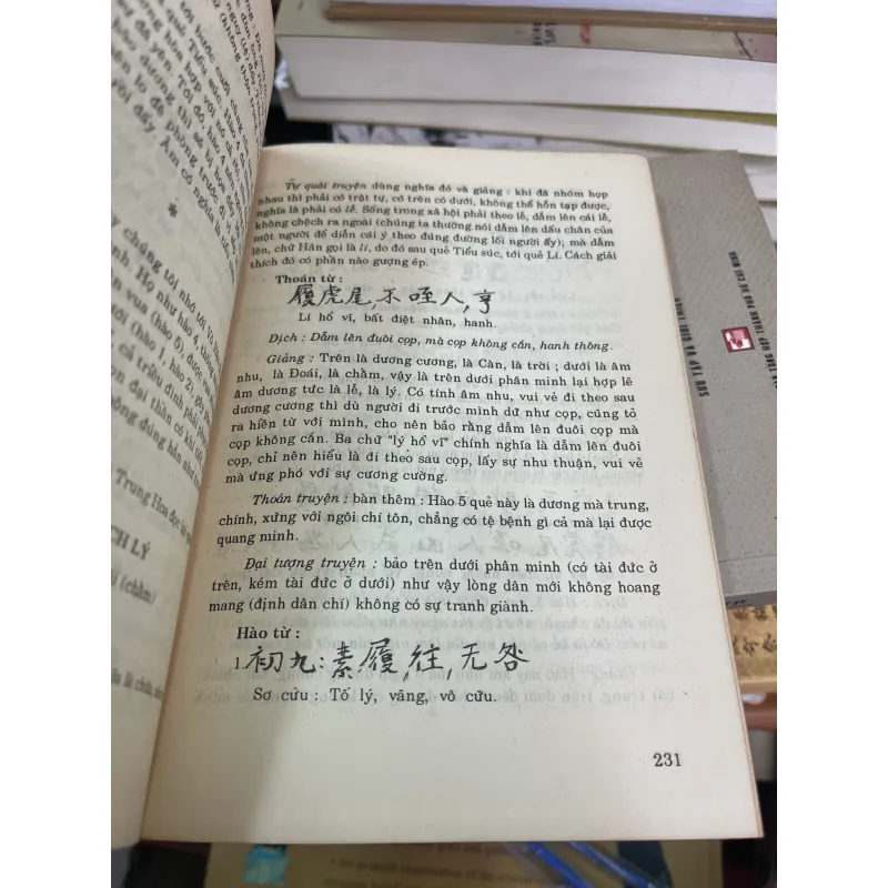 KINH DỊCH ĐẠO CỦA NGƯỜI QUÂN TỬ - NGUYỄN HIẾN LÊ  1021655