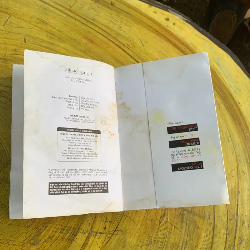 THẾ GIỚI NGHỊCH - MICHAEL CRICHTON 747663