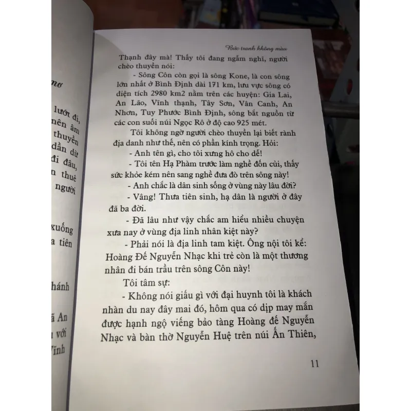 Bức tranh không màu - Nhật Hồng  1009485