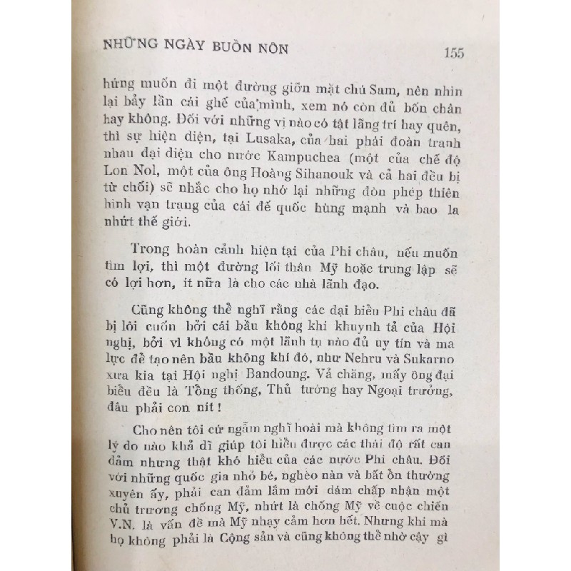 Bọt biển và sóng ngầm - Lý Chánh Trung 125931