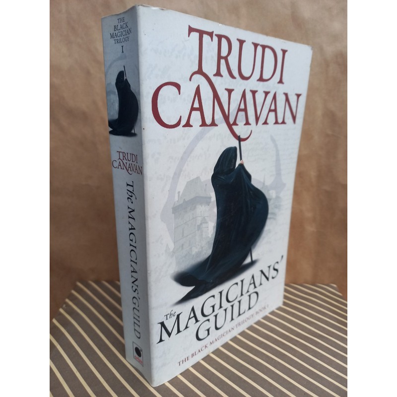 The Magicians’ Guild - Trudi Canavan - sách ngoại văn đã qua sử dụng 72543