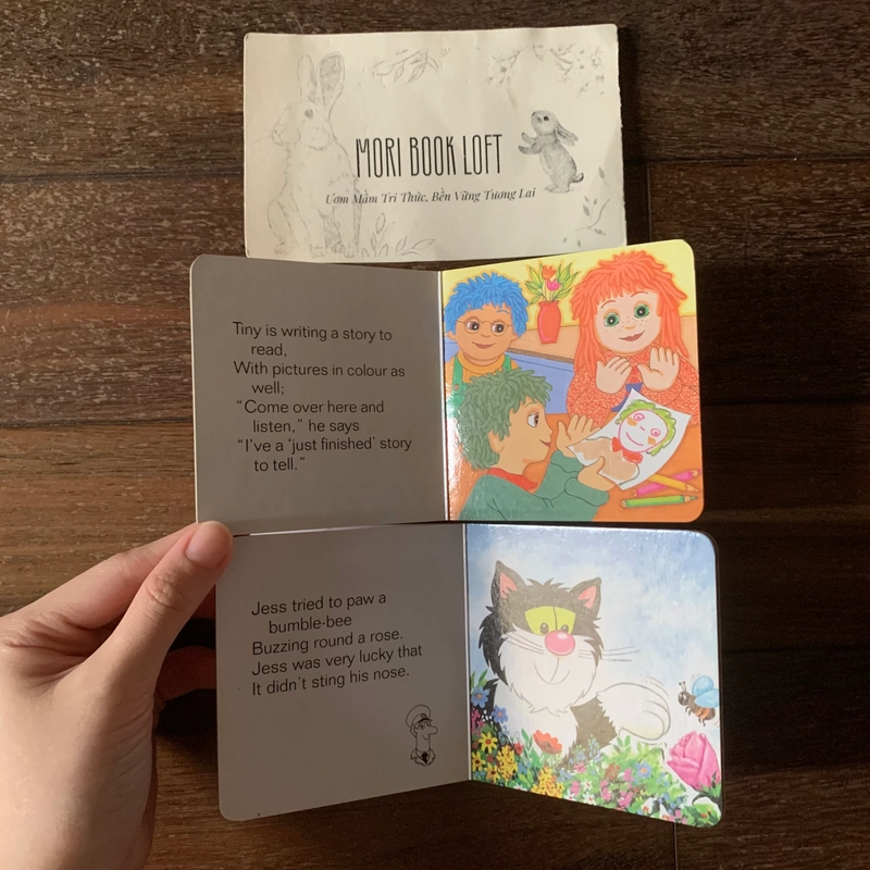 Set 2 sách ngoại văn Reading Time & Jess the Cat’s Busy Day, Used, Khổ Mini, Board Book 482870