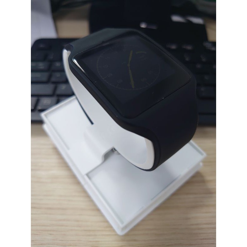 Đồng hồ thông minh Sony SmartWatch 3 SWR50 màu đen đã qua sử dụng 550