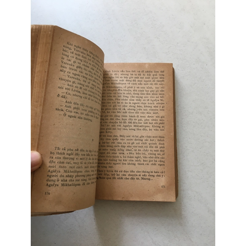 ANNA KARÊNINA - L. Tolstoy ( tập 2) 523227