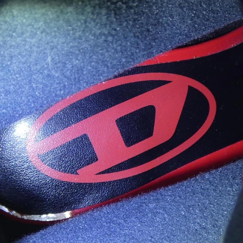 【Khuyến mãi】Giày bốt DIESEL 661340