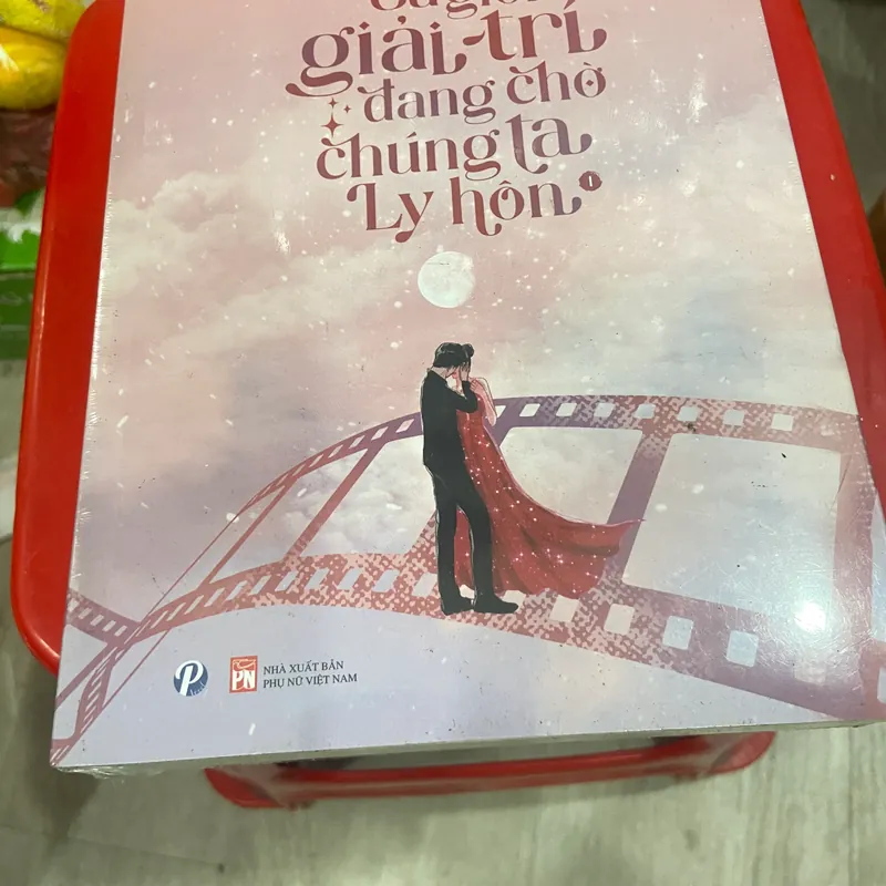 Cả giới giải trí đang chờ chúng ta Ly hôn. 569369