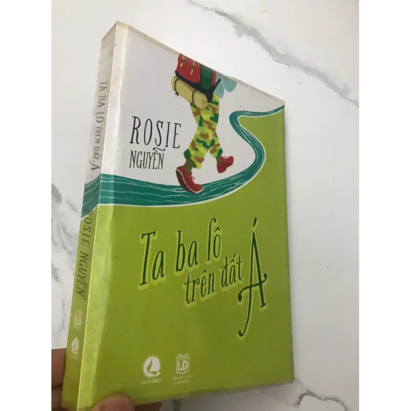 Ta ba lô trên đất Á – Tác giả: Rosie Nguyễn 599988