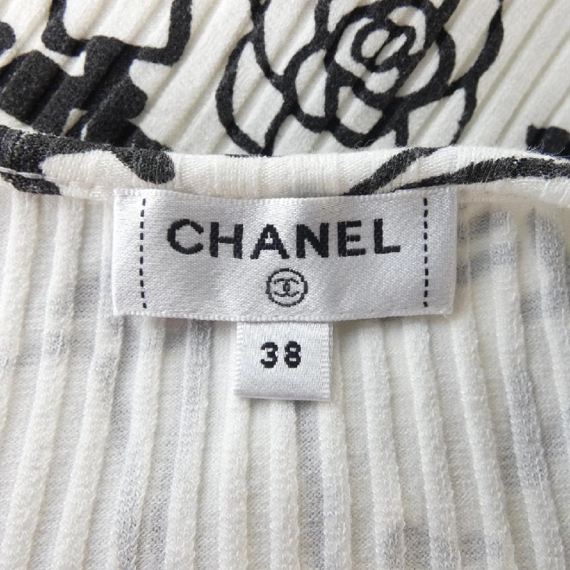 CHANEL P61888V47215 19A T-shirt - Hàng hiệu Chính hãng 824018