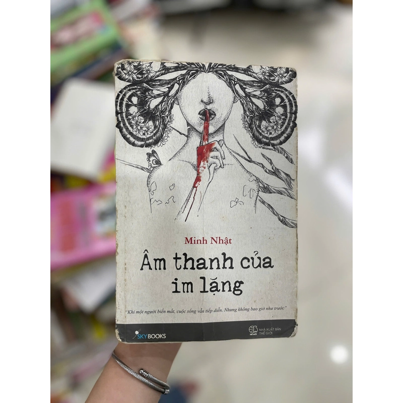 Âm Thanh Của Im Lặng 470461