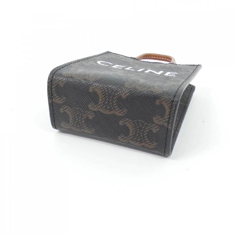 Túi charm Celine Micro Vertical Cab 10I492CZ1 623675