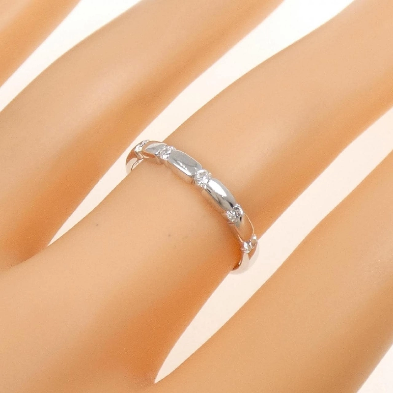 Nhẫn kim cương K18WG 666403