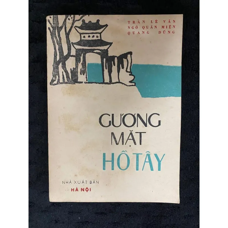 Gương mặt Hồ Tây- nhiều tác giả, chất lượng sưu tầm 1027711