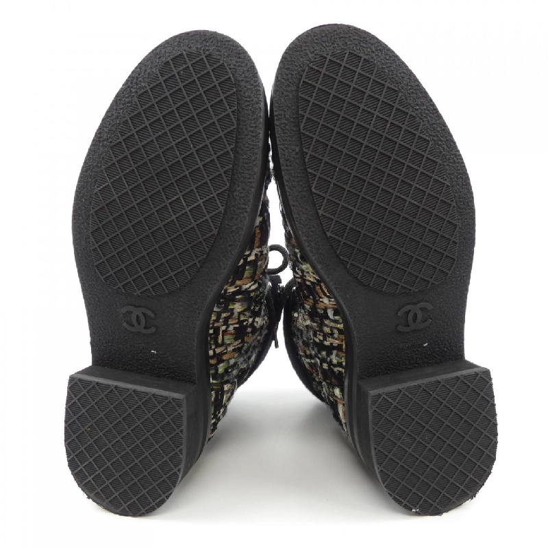 Giày bốt CHANEL 664137