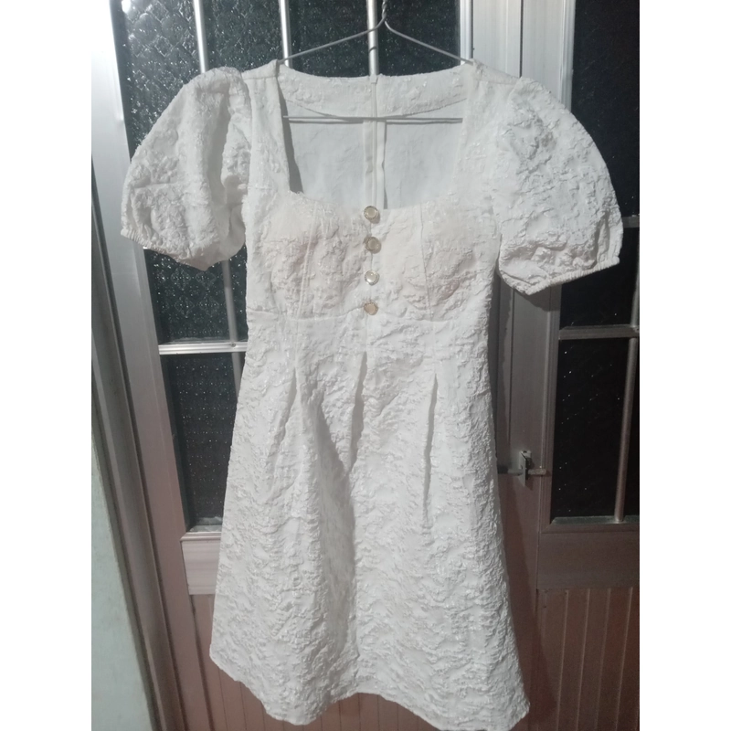 Váy cổ vuông 447430