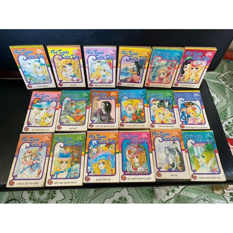 truyện tranh Bá tước tiểu thư (tên gốc: The Countess)  996319