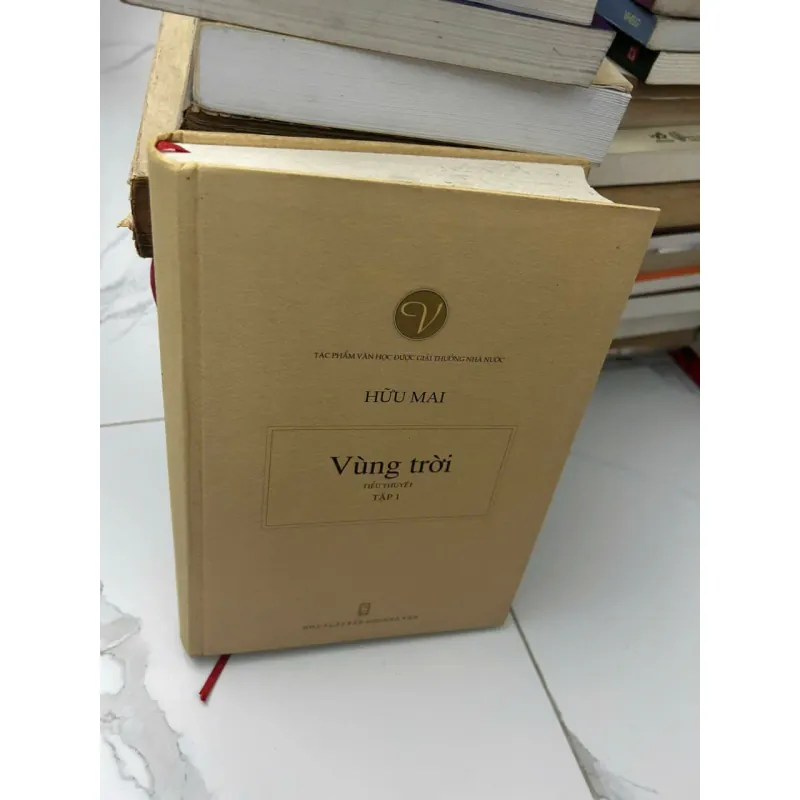 Vùng trời (Tập 1) - Hữu Mai - Tiểu thuyết 654864