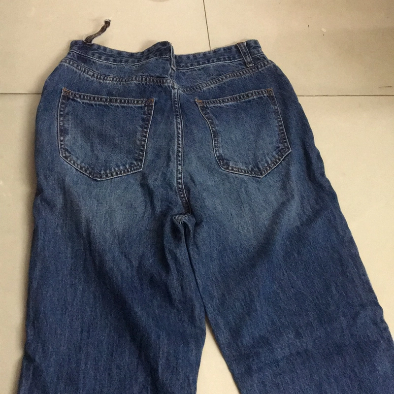 Quần bò Bohee ống rộng size M 518597