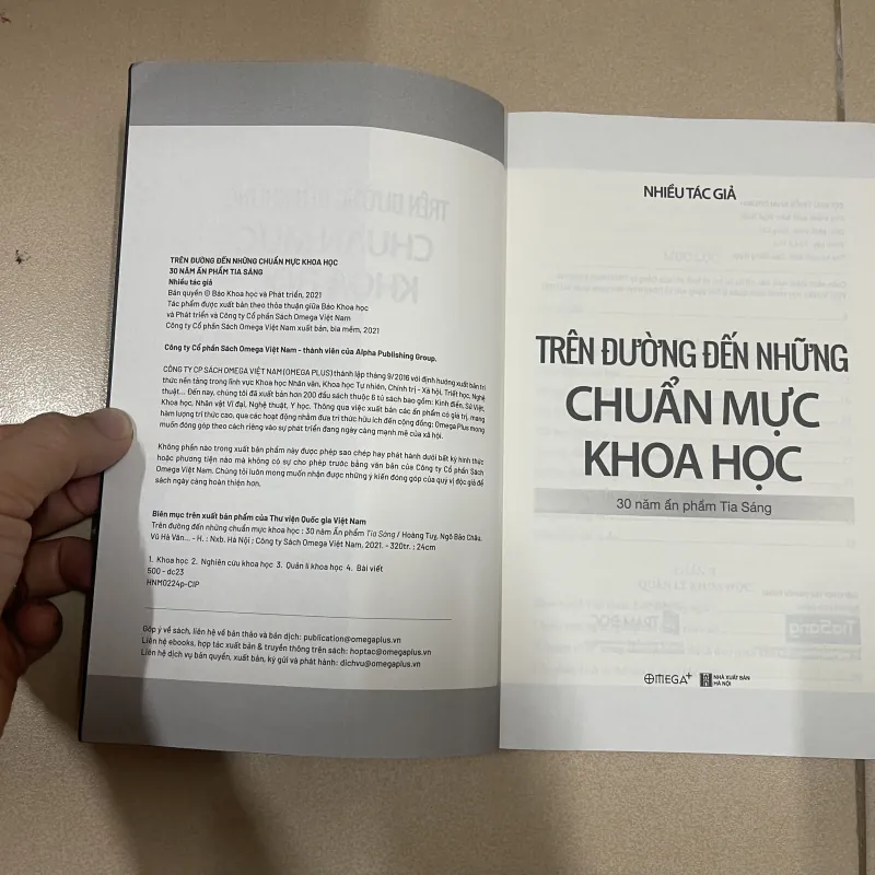 Trên đường đến những chuẩn mực khoa học - Nhiều tác giả (c) 995144