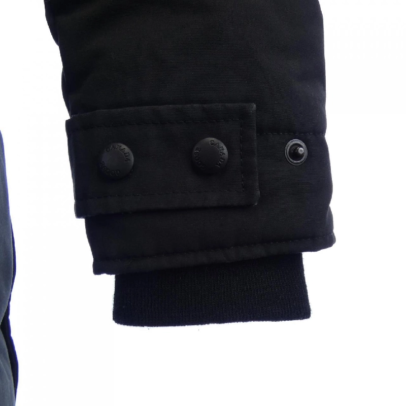 Áo khoác lông vũ MACKENZIE 2302JL của CANADA GOOSE - Hàng hiệu Authentic 821698