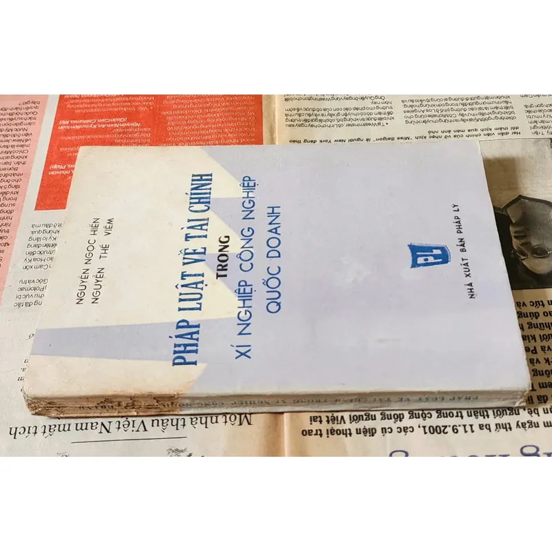 Pháp luật về tài chính trong xí nghiệp công nghiệp quốc doanh (NXB Pháp lý) 726788