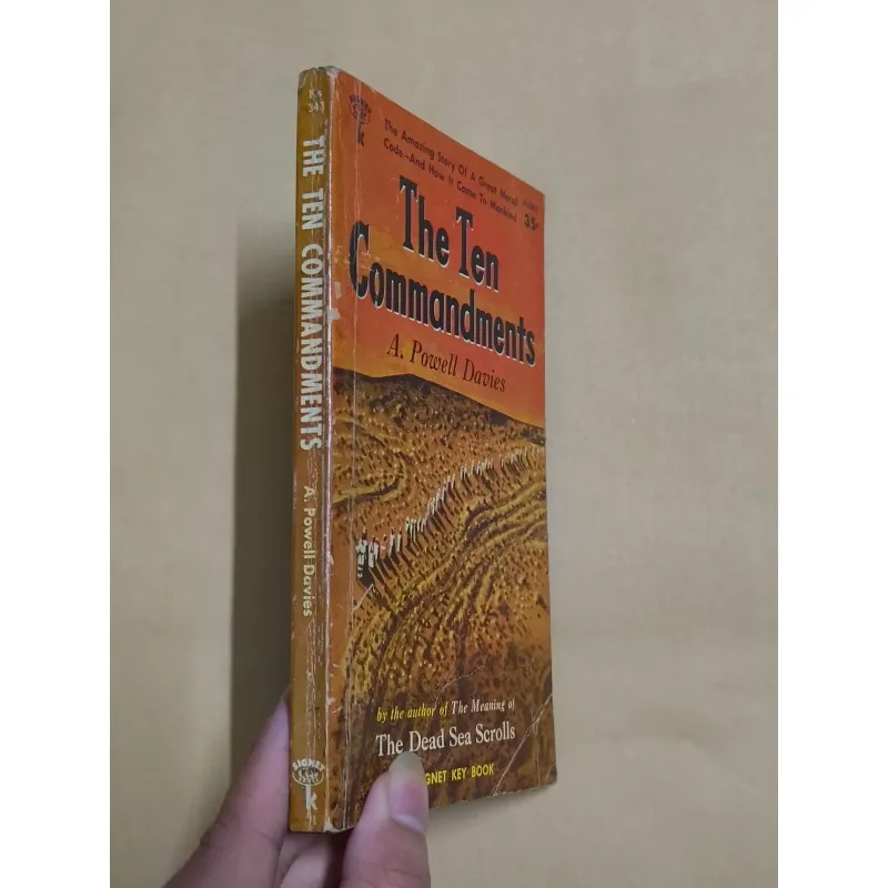 The Ten Commandments - A. Powell Davies 975512
