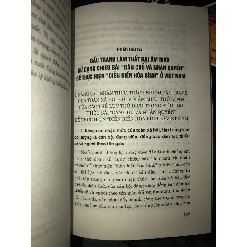 Sự thật vấn đề dan chủ và nhân quyền trong chiến lược “diễn biến hoà bình” ở Việt Nam 722968
