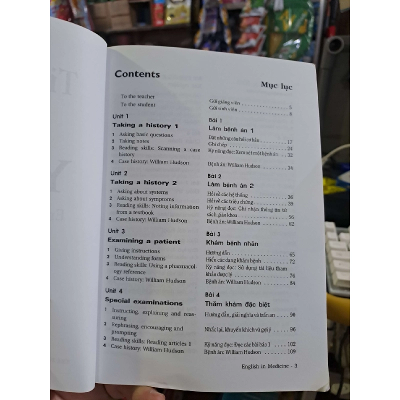 Tiếng Anh trong Y khoa - Holmstrom - 2017 Không CD mới 90% - ENGLISH BOOKS - HCM0111 924331