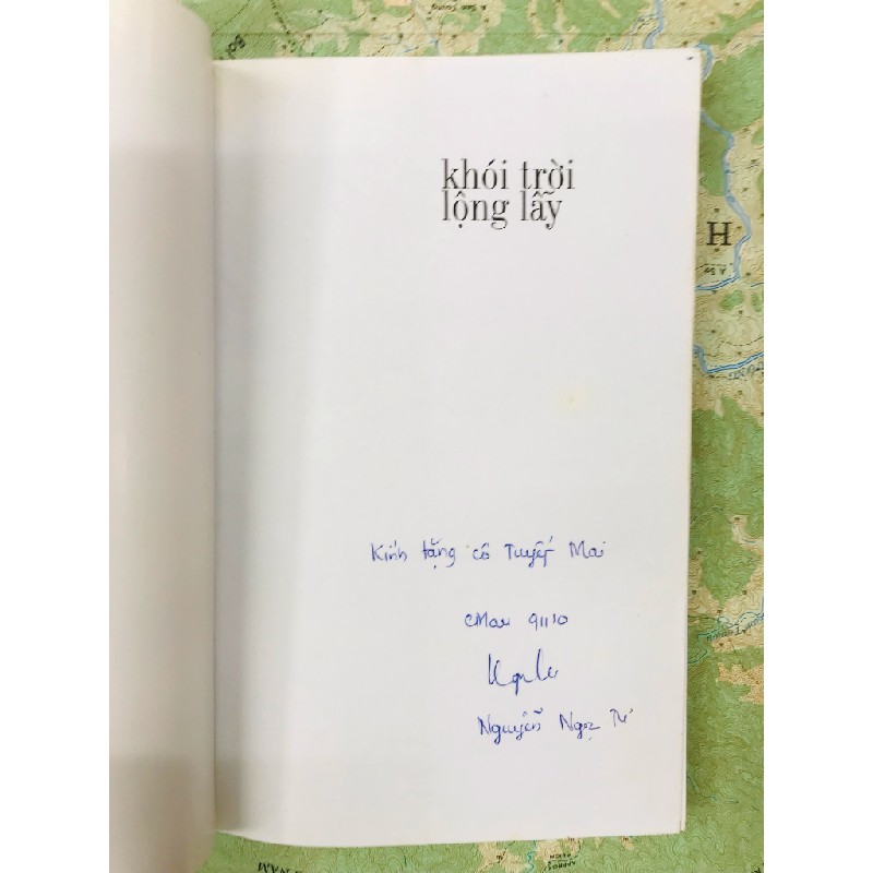 Khói trời lộng lẫy - Nguyễn Ngọc Tư ( sách có chữ ký tác giả ) 53575