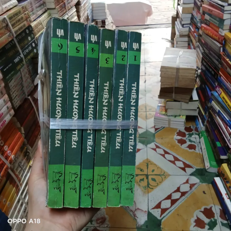 Thiên Hương Tiêu - Ngọa Long Sinh  1026478