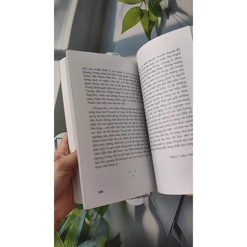 Xứ Nghệ Với Hoàng Đế Quang Trung - Thư viện Tỉnh Nghệ An & Câu lạc bộ Hán Nôm 970238