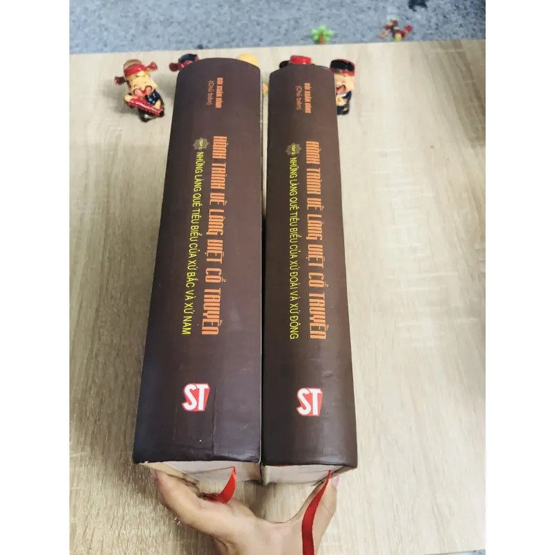 COMBO HÀNH TRÌNH VỀ LÀNG VIỆT CỔ TRUYỀN (TẬP 1 & 2) – Bùi Xuân Đính (chủ biên) 931700