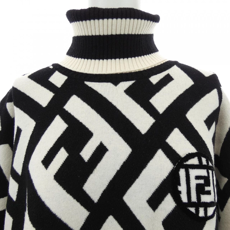 FENDI FF Motif FZY639 A3PU Áo len - Hàng hiệu Chính hãng 814252