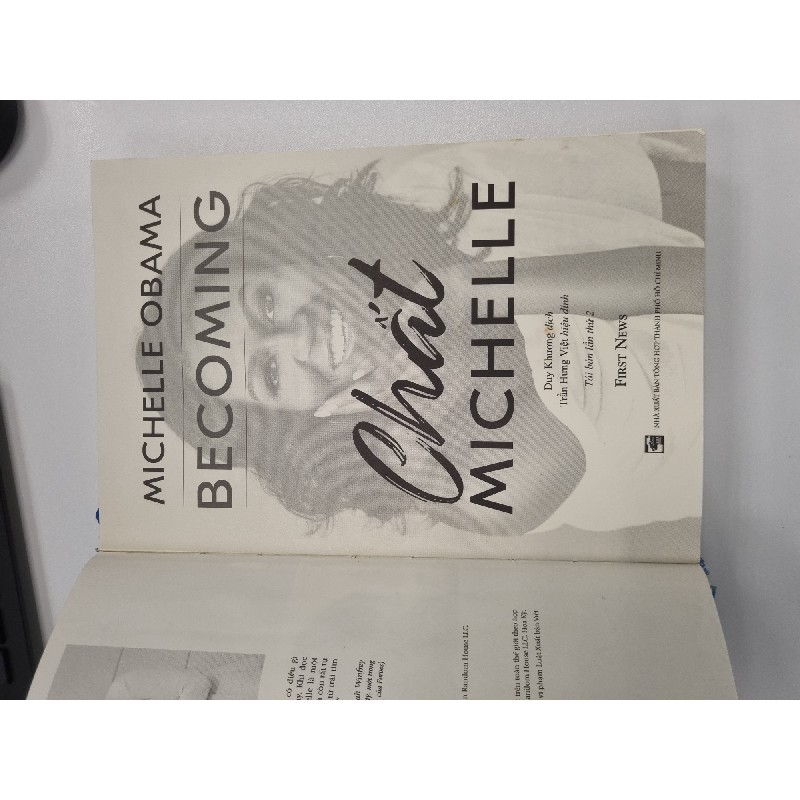 BECOMING CHẤT MICHELLE - MICHELLE OBAMA 18498