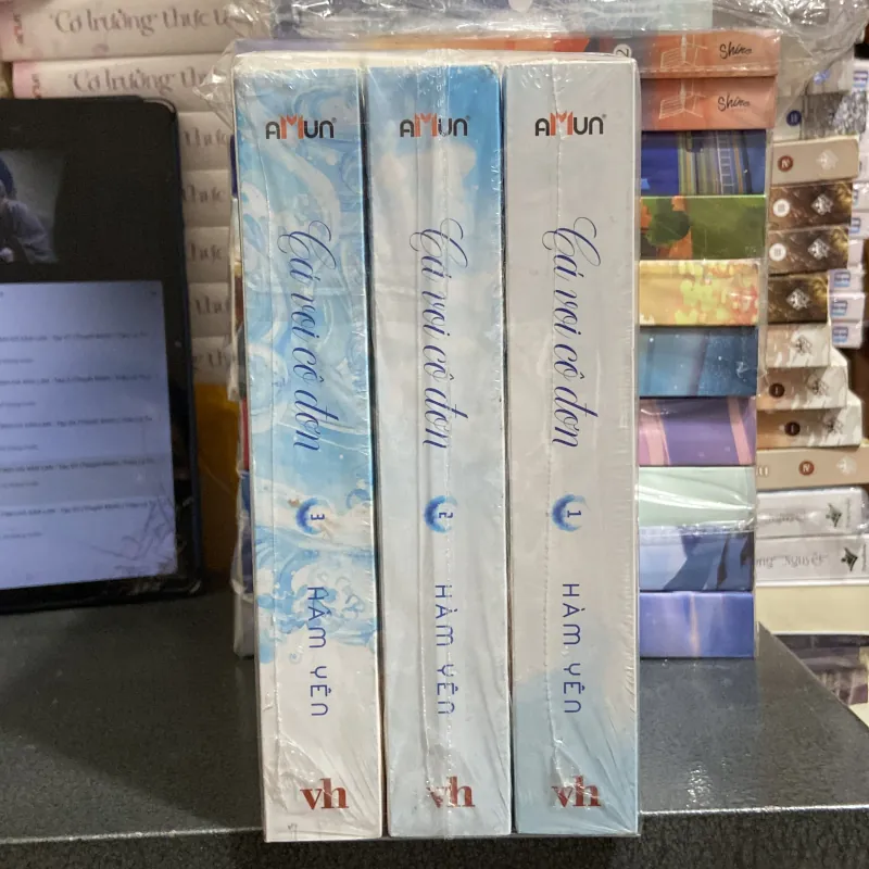 (Ngôn tình) - Cá Voi Cô Đơn - Hàm Yên ( 3 tập ) 975622