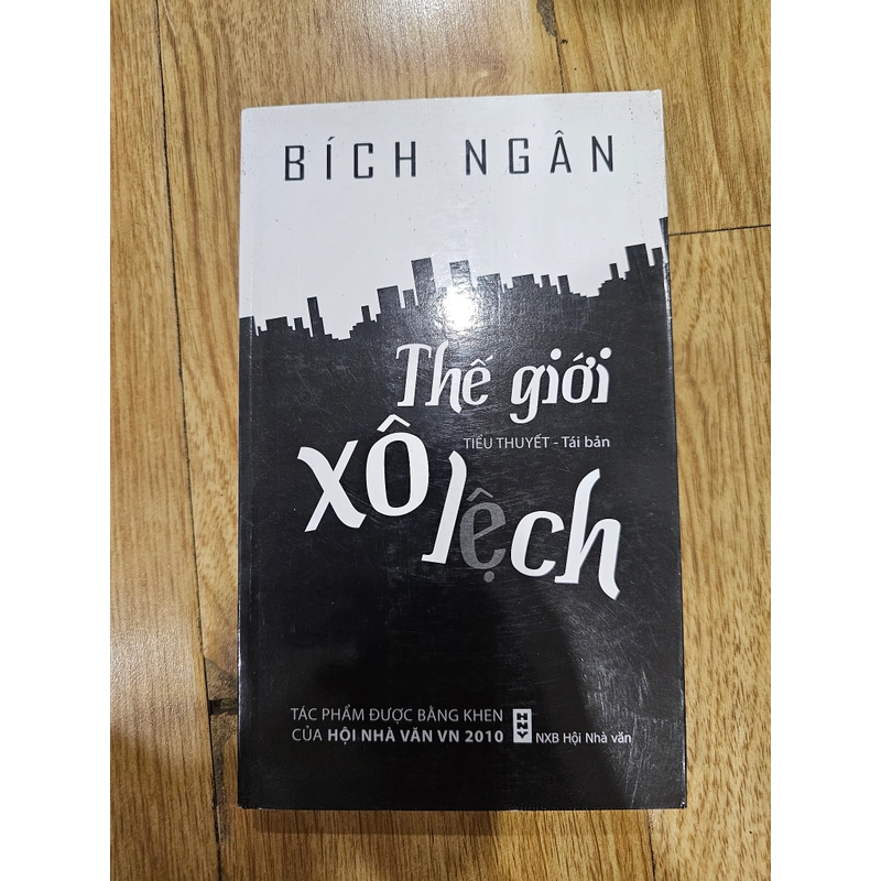 Thế giới xô lệch 408273